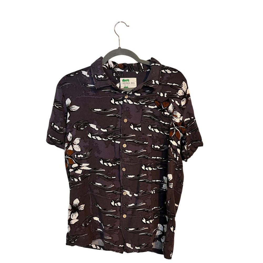 Kahuna Bay Understated Hawaiian Shirt Size M